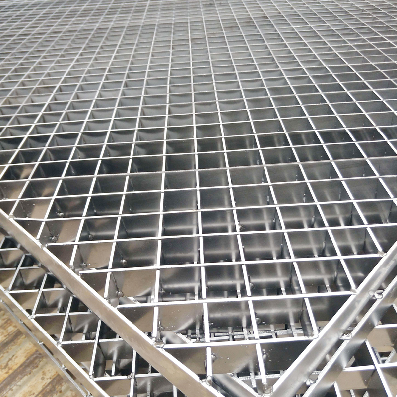 山東熱鍍鋅溝蓋板圖片3 山東熱鍍鋅溝蓋板圖片3