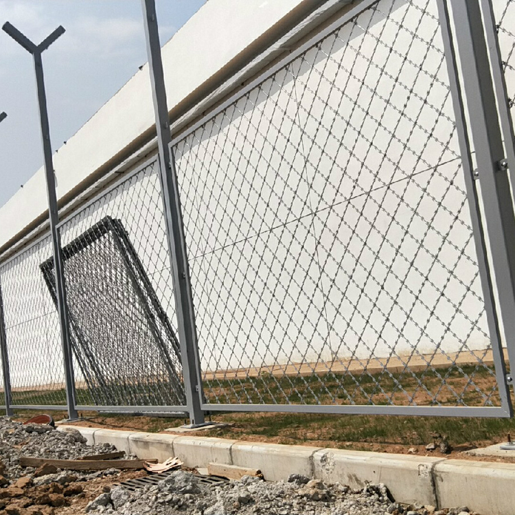 山東直線型刀片刺網(wǎng)圖片3 山東直線型刀片刺網(wǎng)圖片3