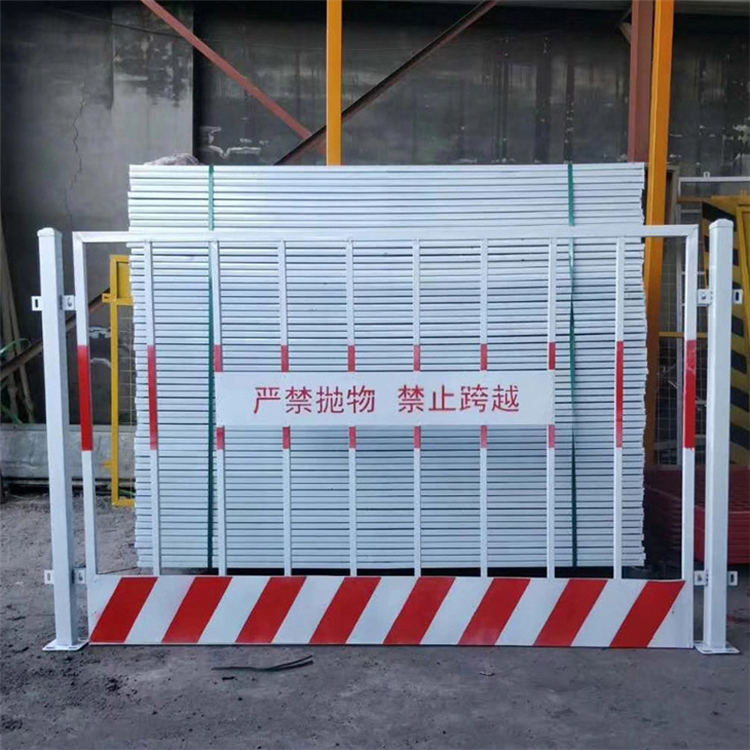 山東工地基坑護欄圖片1 山東工地基坑護欄圖片1