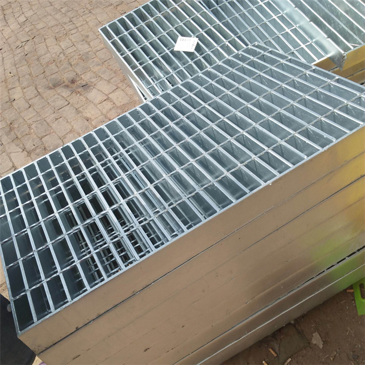 山東地鐵通風口鋼格板圖片4