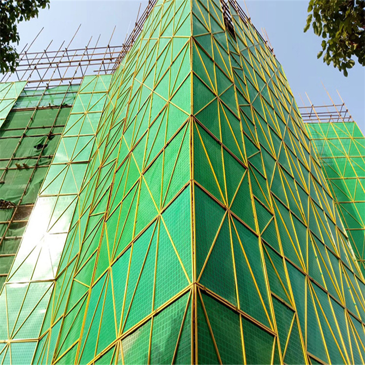 山東外架防護爬架網片圖片2