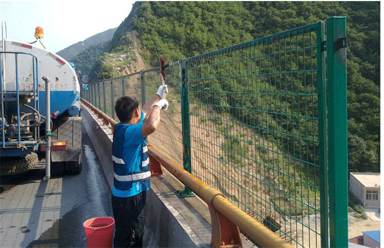 山東橋梁防拋護欄網(wǎng)圖片2 山東橋梁防拋護欄網(wǎng)圖片2