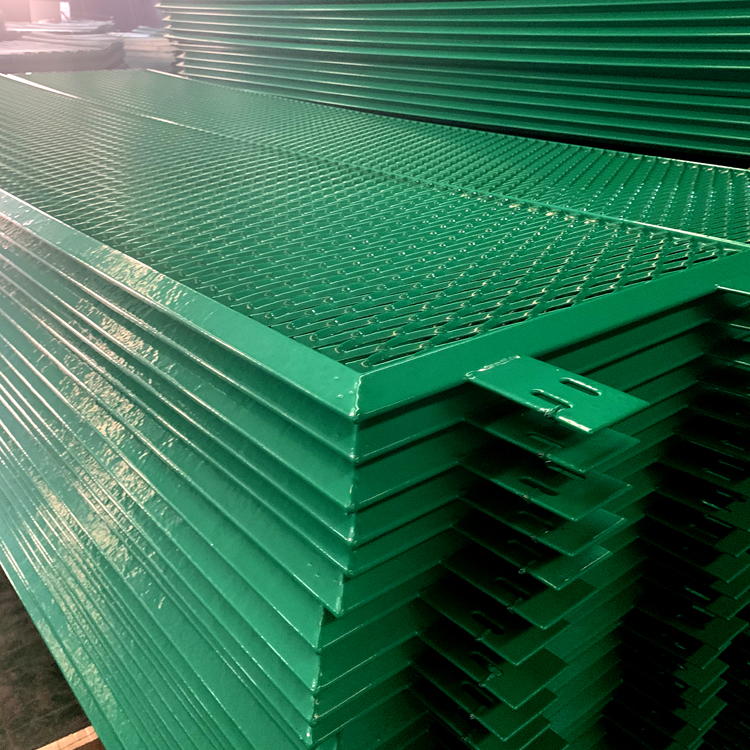 山東高速公路防眩設(shè)施圖片3