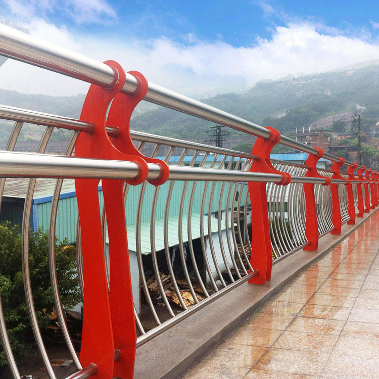 山東河道防護欄圖片1