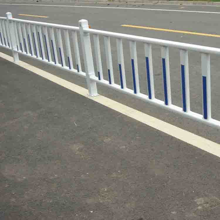 道路中間隔離護欄圖片4