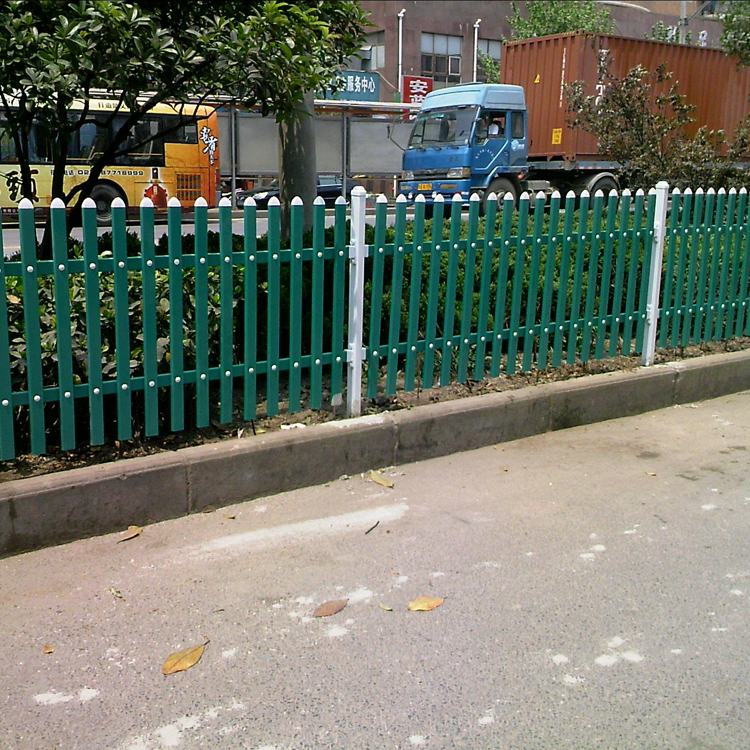 鋅鋼草坪護(hù)欄圖片4