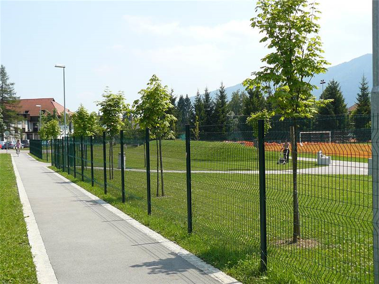 山東果園圈地圍網圖片4