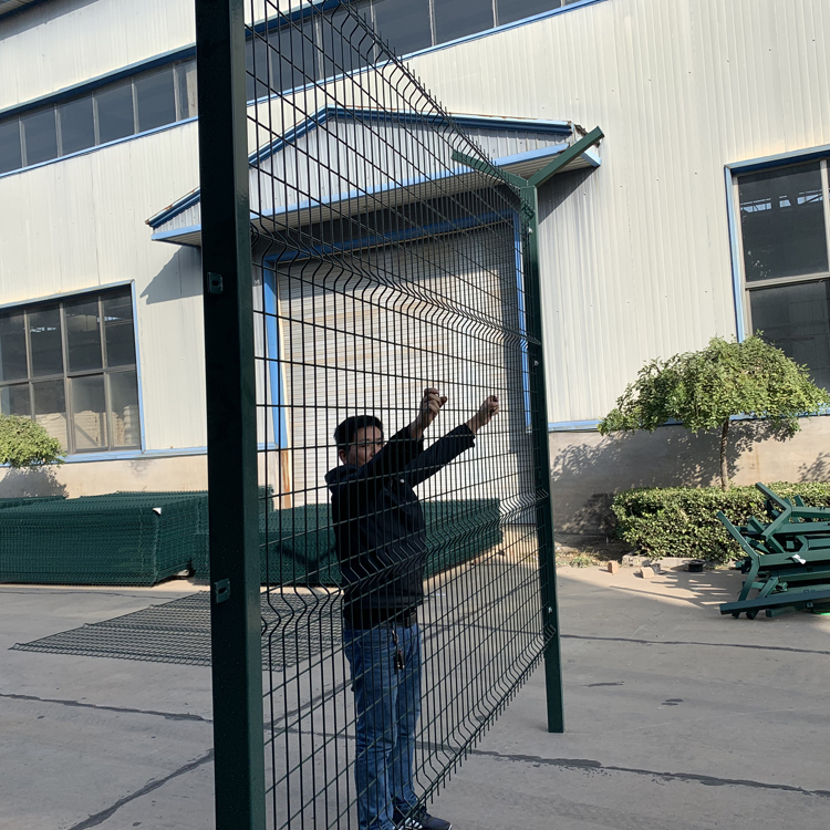 山東通用機場航站樓圍界網規格參數