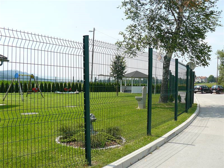 農場鐵絲網圍欄圖片3