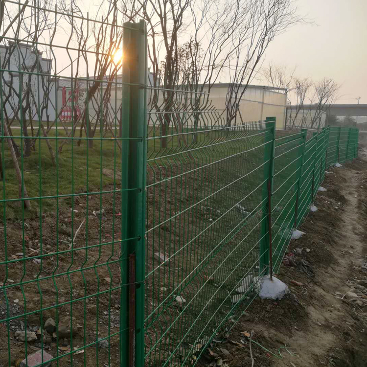 山東坡地鋼絲圍網圖片1