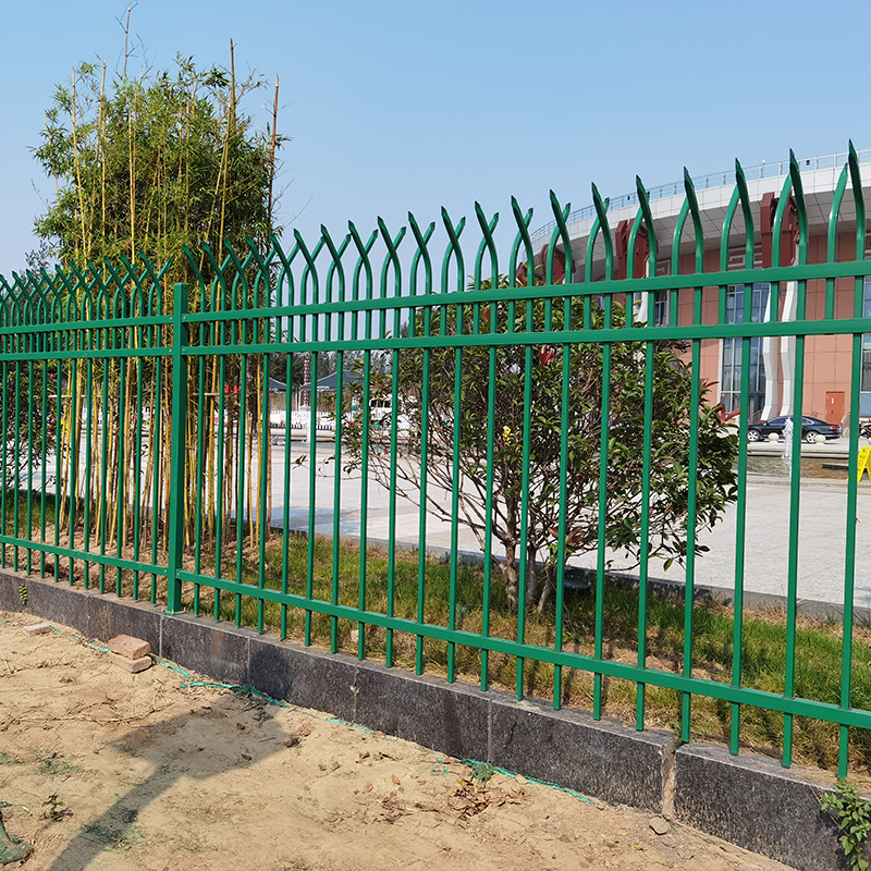 山東園區(qū)金屬圍欄網(wǎng)圖片1