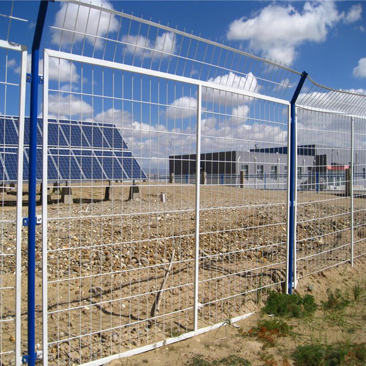 山東光伏發(fā)電廠圍欄網(wǎng)圖片2 山東光伏發(fā)電廠圍欄網(wǎng)圖片2