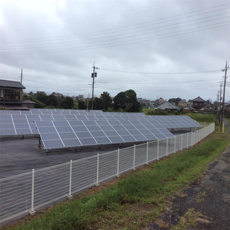 山東光伏發(fā)電廠圍欄網(wǎng)圖片3 山東光伏發(fā)電廠圍欄網(wǎng)圖片3