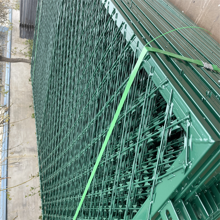 山東監獄金屬封閉隔離網圖片2