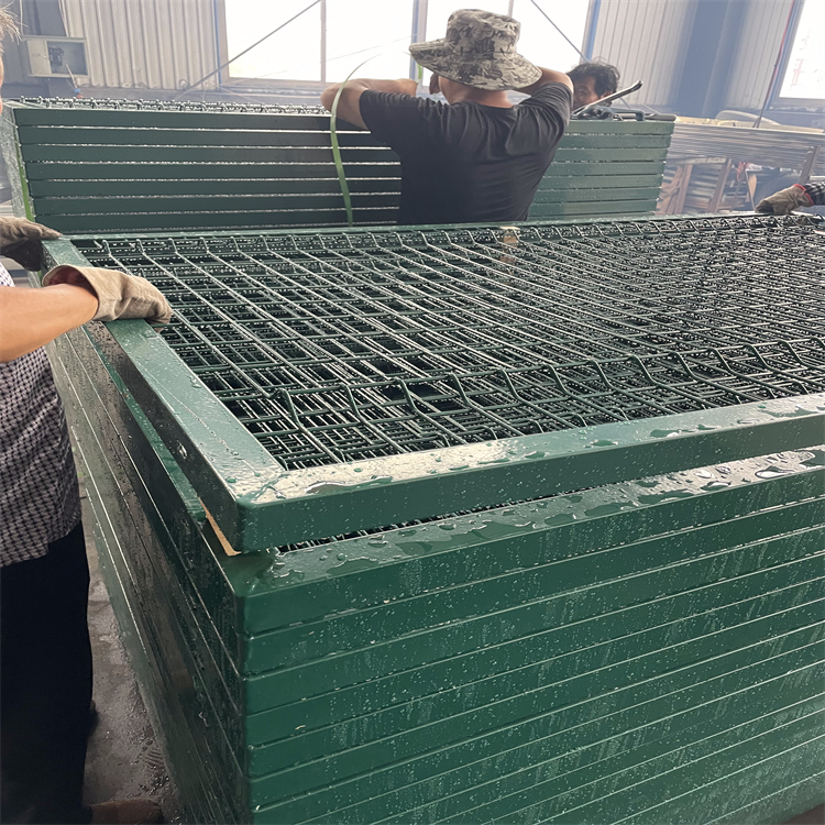 山東?機場隔離柵圍界網產品介紹圖片4