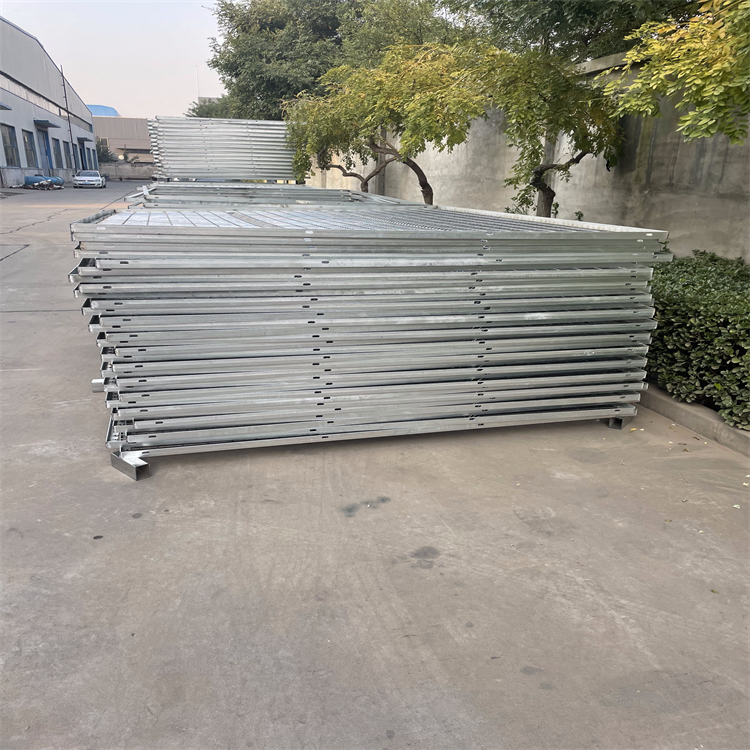 山東珠海機場鋼筋網圍界網案例圖片6