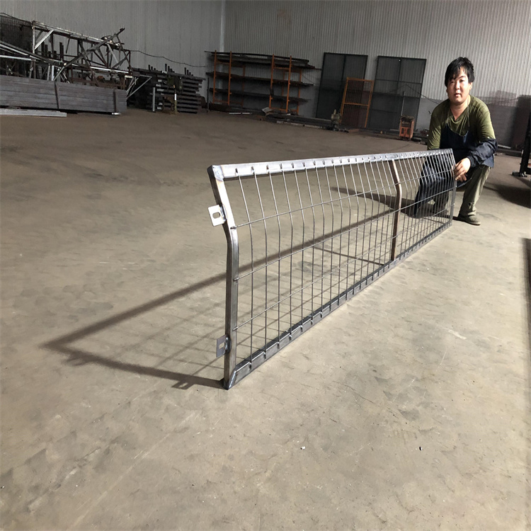 山東鐵路熱鍍鋅防爬刺價格多少圖片3