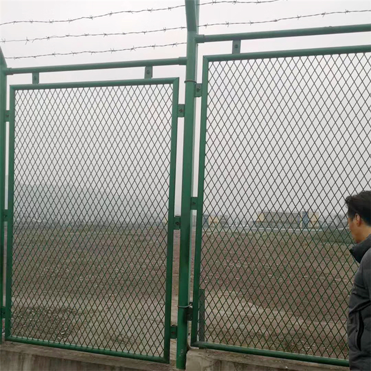 山東海關自貿保稅區金屬隔離網