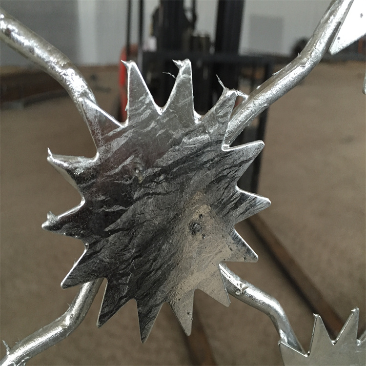 山東監獄梅花刺隔離網護欄技術交底