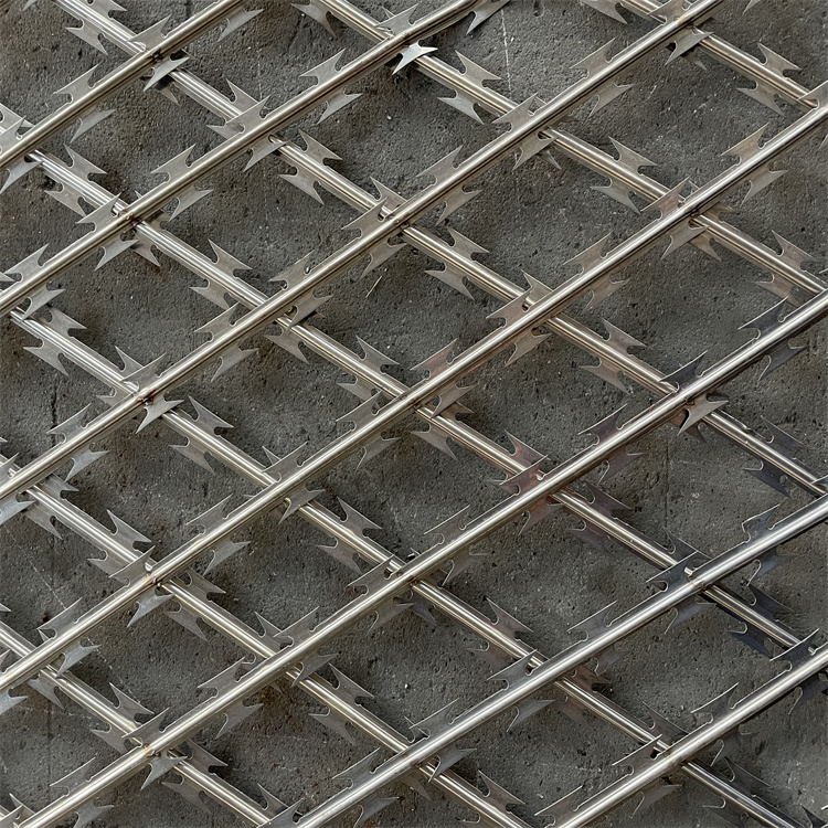 山東監獄鋼網墻用途及簡介圖片3