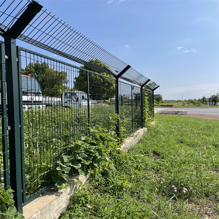 山東機場鋼筋網圍界生產廠家圖片6 山東機場鋼筋網圍界生產廠家圖片6