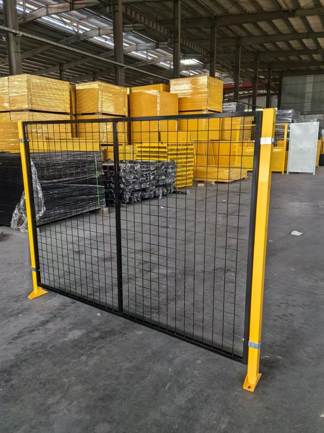 機器人小孔隔離網圍欄圖片6 機器人小孔隔離網圍欄圖片6