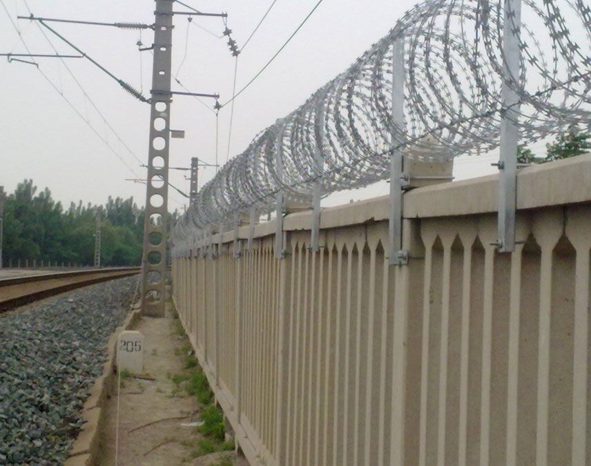 山東熱鍍鋅刺絲滾籠生產廠家