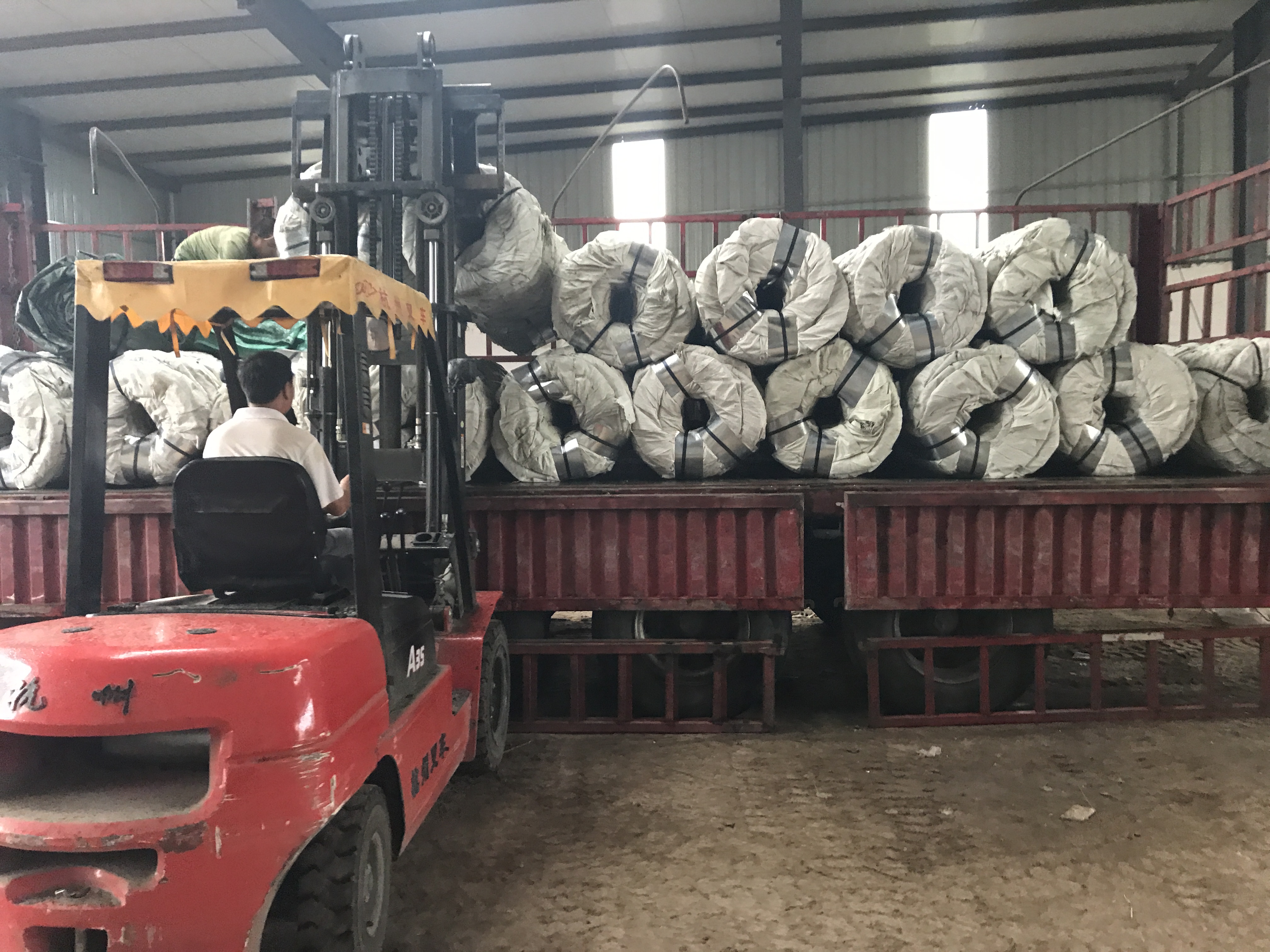 山東熱鍍鋅刺絲滾籠生產(chǎn)廠家圖片3