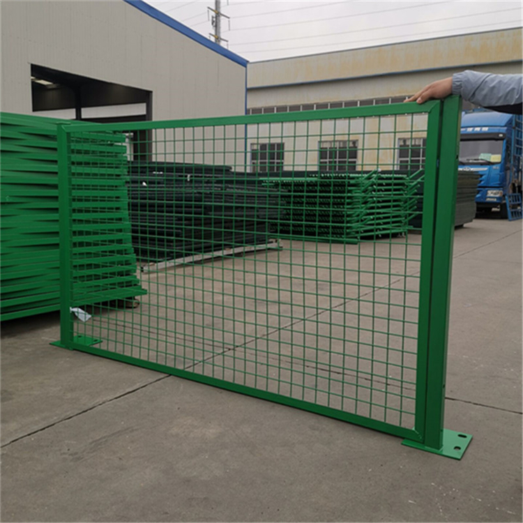 山東橋梁防拋網道路護欄圖片6 山東橋梁防拋網道路護欄圖片6