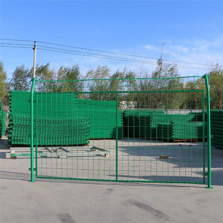 高速公路隔離柵護(hù)欄圖片5