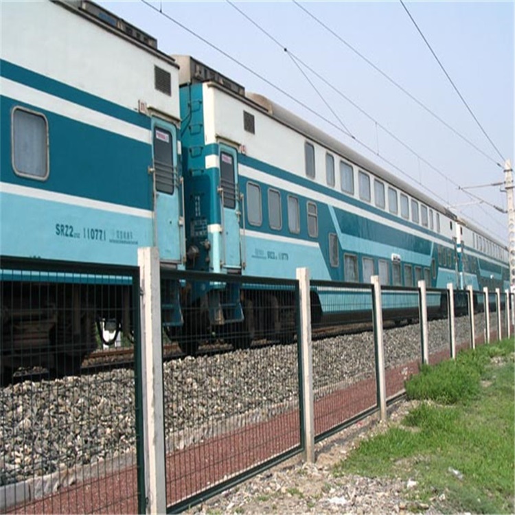 山東鐵路金屬柵欄網片圖片2 山東鐵路金屬柵欄網片圖片2